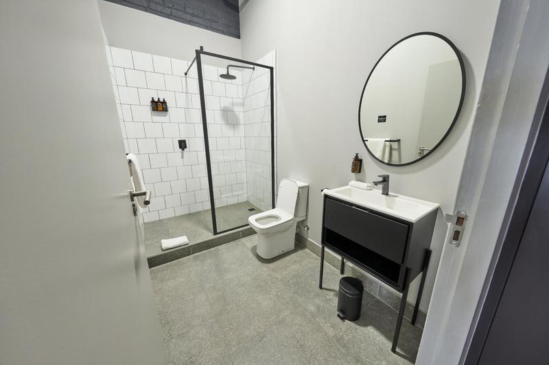 To Let 1 Bedroom Property for Rent in Foreshore Western Cape